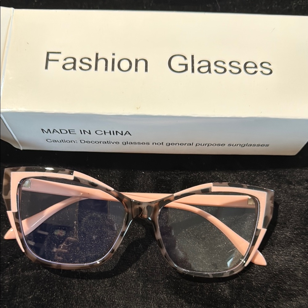 Stylish Pink Fashion Glasses